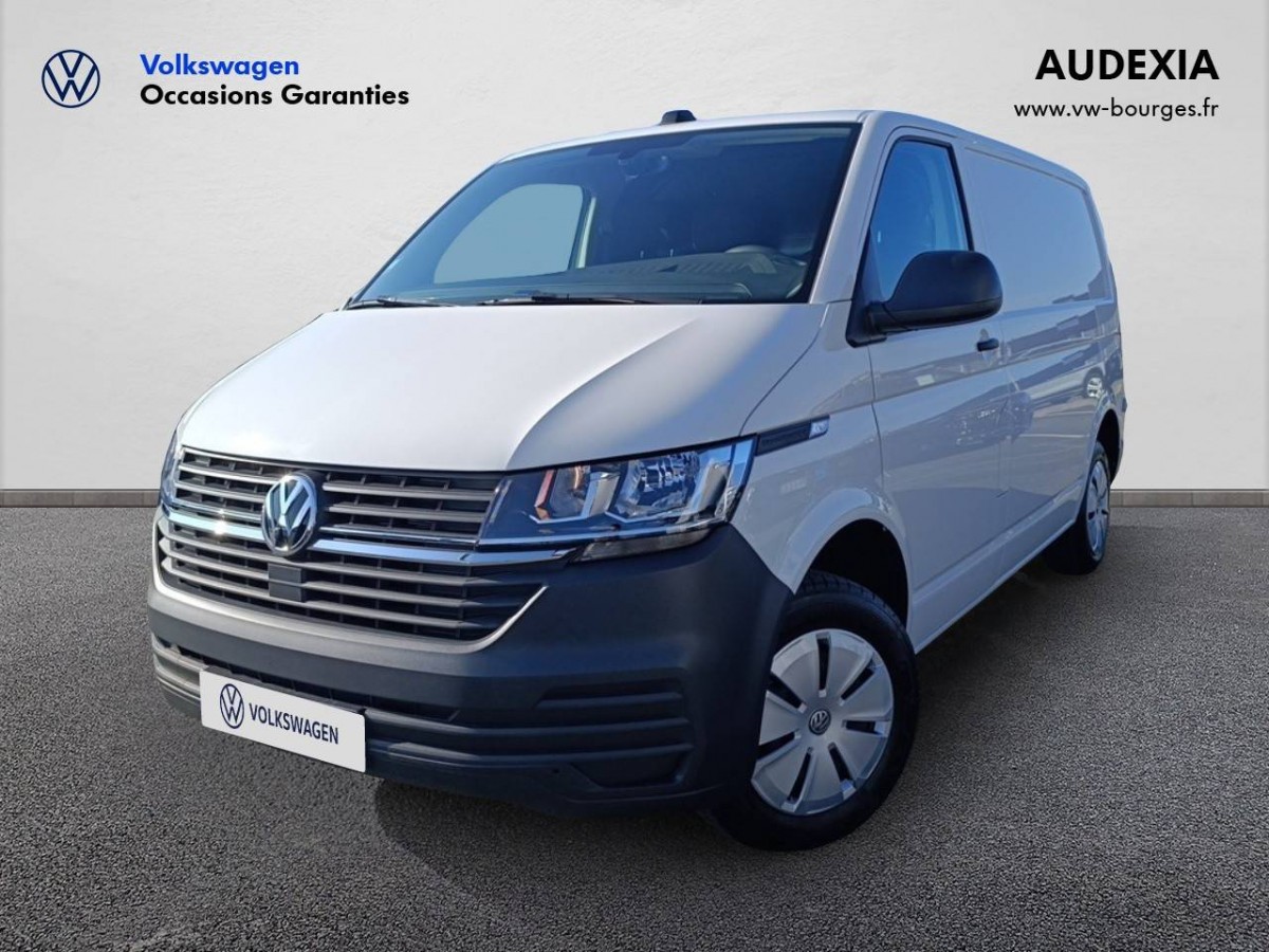 VOLKSWAGEN UTILITAIRES TRANSPORTER 6.1 VAN à Bourges